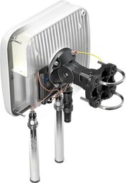QuWireless QuMax für RUT900/950, IP67 Outdoor Gehäuse mit LTE Richt- & WiFi Antenne