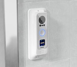 Ubiquiti UniFi G4 Doorbell Pro PoE Gang Box Mount, weiss