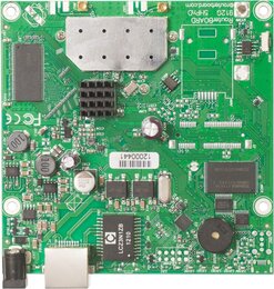 MikroTik RB911G-5HPnD mit 600Mhz Atheros CPU, 32MB RAM, 1xGBit, 5GHz 802.11a/n