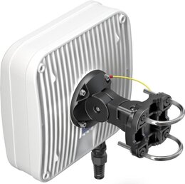 QuWireless QuMax für RUTX09, IP67 Outdoor Gehäuse mit LTE Richt- & GPS Antenne