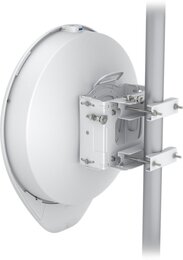 Ubiquiti UISP airFiber 60 XR, 15+ km, Multi-Gigabit, 60 GHz Bridge mit SFP+ Support