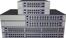 Extreme Networks ExtremeSwitching 220 Serie, stackbare managed Layer3 Gigabit-Switches für KMUs