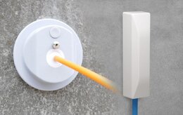 Lightwin FTTH einfache Mauerdurchführung + 90° Rohreinführung