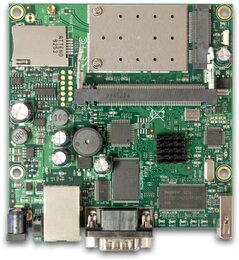 MikroTik RouterBOARD 411 with 680MHz Atheros CPU, 64MB RAM,