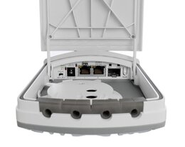 MikroTik RouterBoard Fiber-zu-Kupfer-Konverter, wasserdicht, Lithium-Ionen-Akku