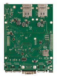 MikroTik RBM33G mit 880Mhz MediaTek CPU, 256MB RAM, 3xGBit, 2x miniPCIe
