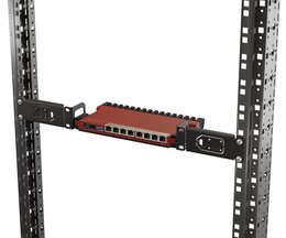 MikroTik L009UiGS-RM Router, 8x 1 Gbit, 2,5 Gbit SFP, 1 HE / Desktop Case