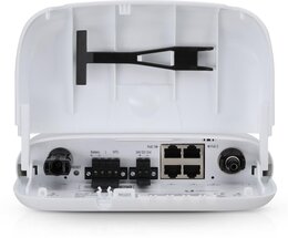 Ubiquiti sunMax SolarPoint, 4x PoE Smart MPPT Charger