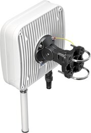 QuWireless QuMax für RUT240/230, IP67 Outdoor Gehäuse mit LTE Richt- & WiFi Antenne