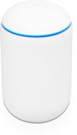 UniFi Dream Machine, Wi-Fi AP, 4-Port Switch, Security Gateway, 802.11ac Wave2