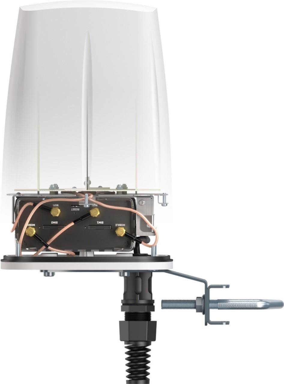 QuSpot für RUT900/950, IP67 Outdoor Gehäuse mit LTE Omni- & WiFi Antenne