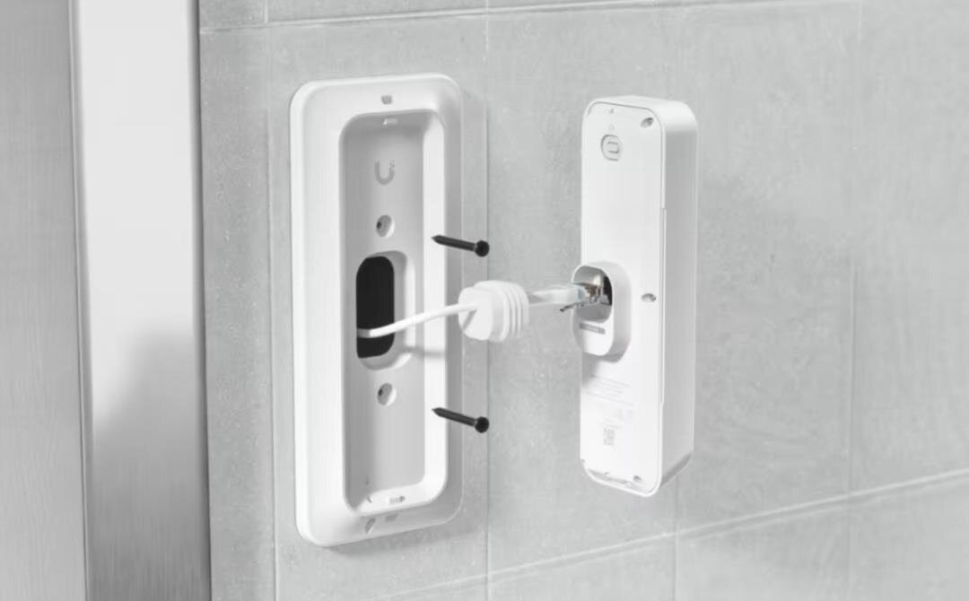 UniFi G4 Doorbell Pro PoE Gang Box Mount, weiss