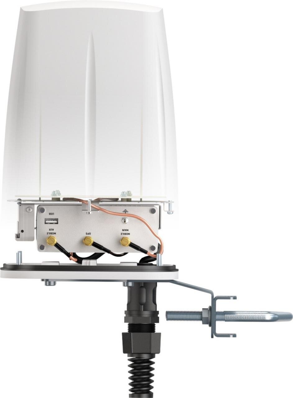 QuSpot für RUTX09, IP67 Outdoor Gehäuse mit LTE Omni- & GPS Antenne