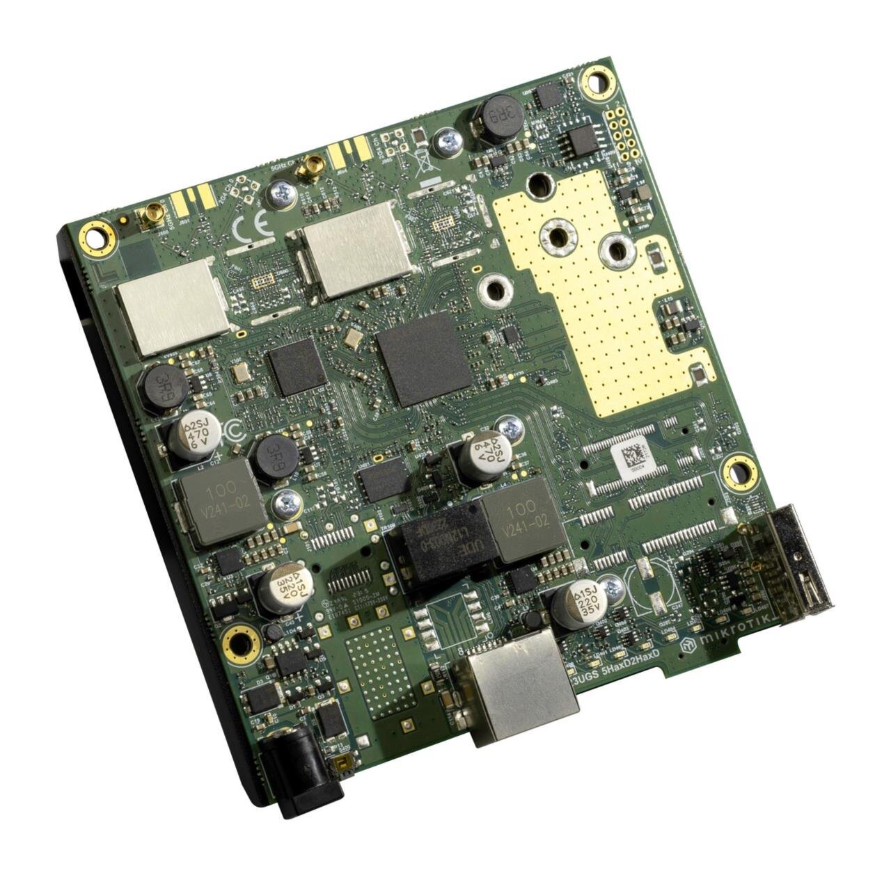 L11UG-5HaxD mit 800MHz Qualcomm Maple CPU, 256MB, Wifi 6, PoE-In, MMCX 