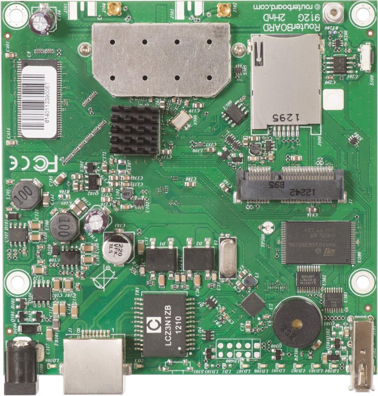 RB912UAG-5HPnD mit 600Mhz Atheros CPU, 64MB RAM, 1xGbit, USB, miniPCIe, 5GHz