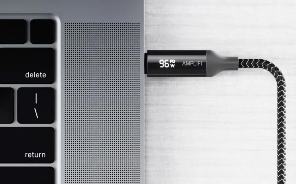 Ubiquiti USB-C Kabel mit Ladeanzeige, 0,3 Meter, Strom- & Datenübertragung