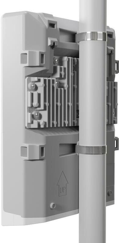 netFiber 9 Outdoor Switch, 4x SFP+, 5x SFP, 1x 1Gb, PoE-In