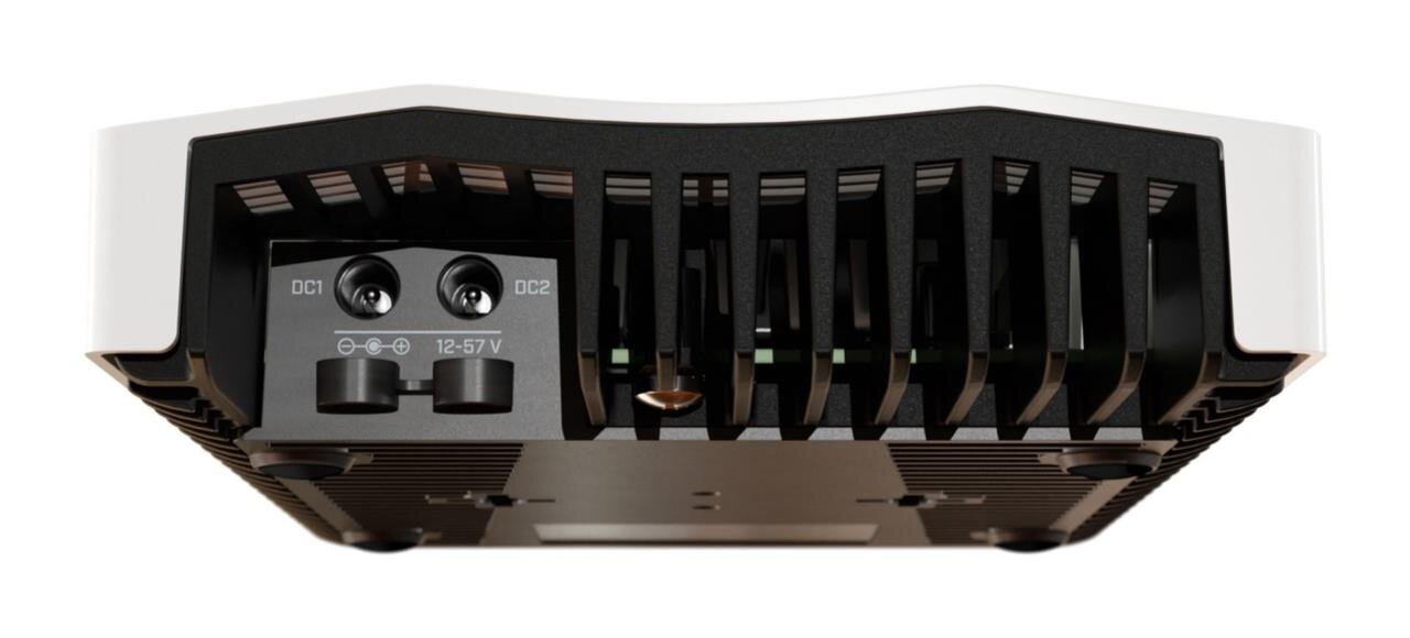 CRS304-4XG-IN Desktop Switch 4x 10 Gbit, 1x Gbit Ports