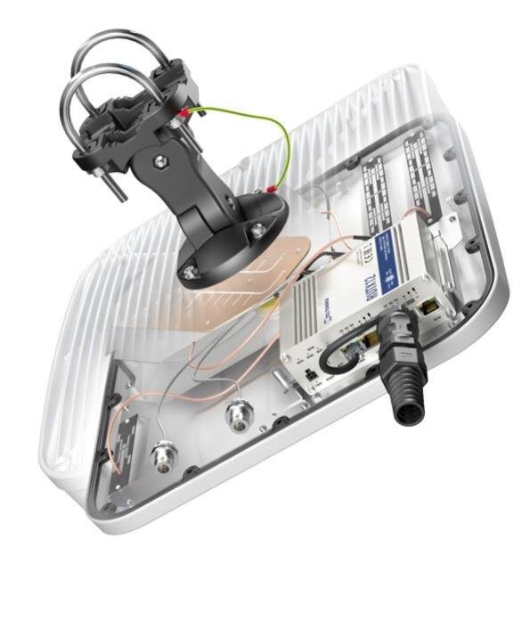 QuMax XR2 für RUTX12, IP67 Outdoor Gehäuse mit WiFi Dual-Band & BT Antenne