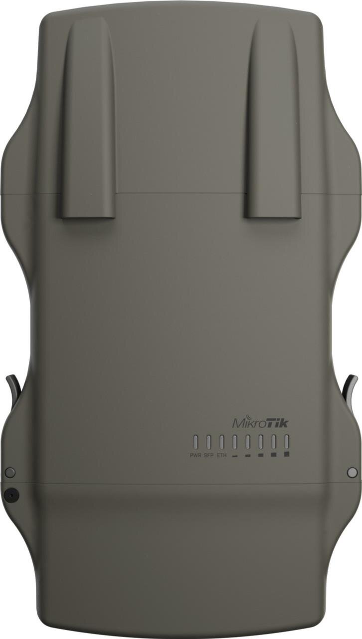 NetMETAL ac², 716MHz CPU, 256MB RAM, 1xGigabit LAN, 1x SFP, 1x USB, PoE