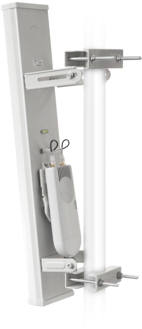EasyBracket™ für ePMP™ 1000 mit Ubiquity Antennen