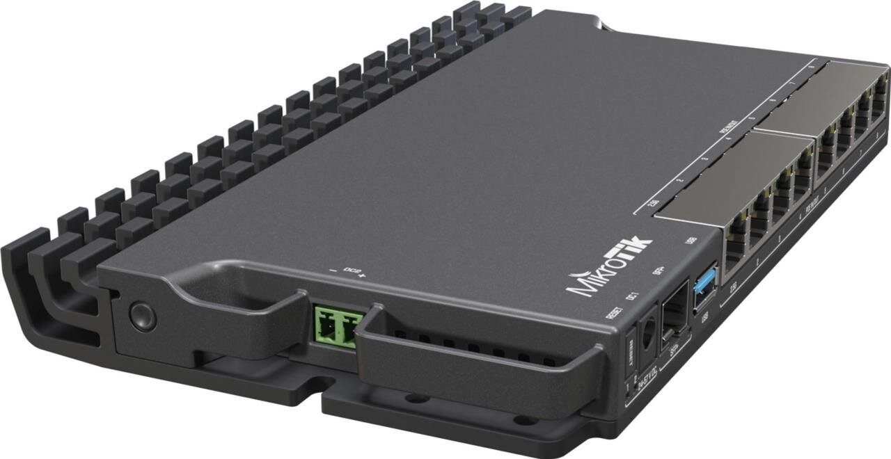 Heavy-Duty Home Lab Router, 4-Core, 7x 1GB, 1x 2.5GB, 1x 10GB SFP+, PoE-In/Out